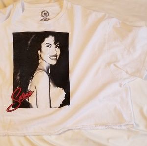 Cropped Selena t-shirt